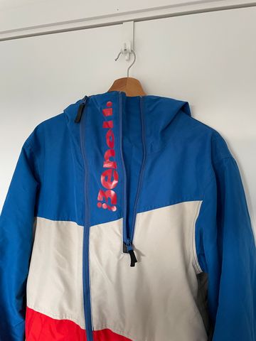 Used Bench ERRAND Ski and Snowboard Jacket 2020 bike — image 3 of 9