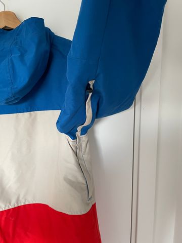 Used Bench ERRAND Ski and Snowboard Jacket 2020 bike — image 9 of 9