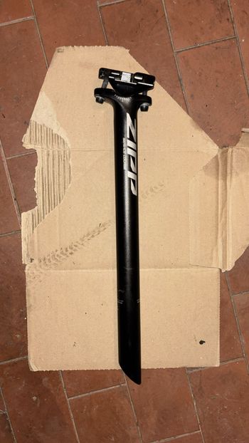 Used Zipp SERVICE COURSE bike — image 1 of 2