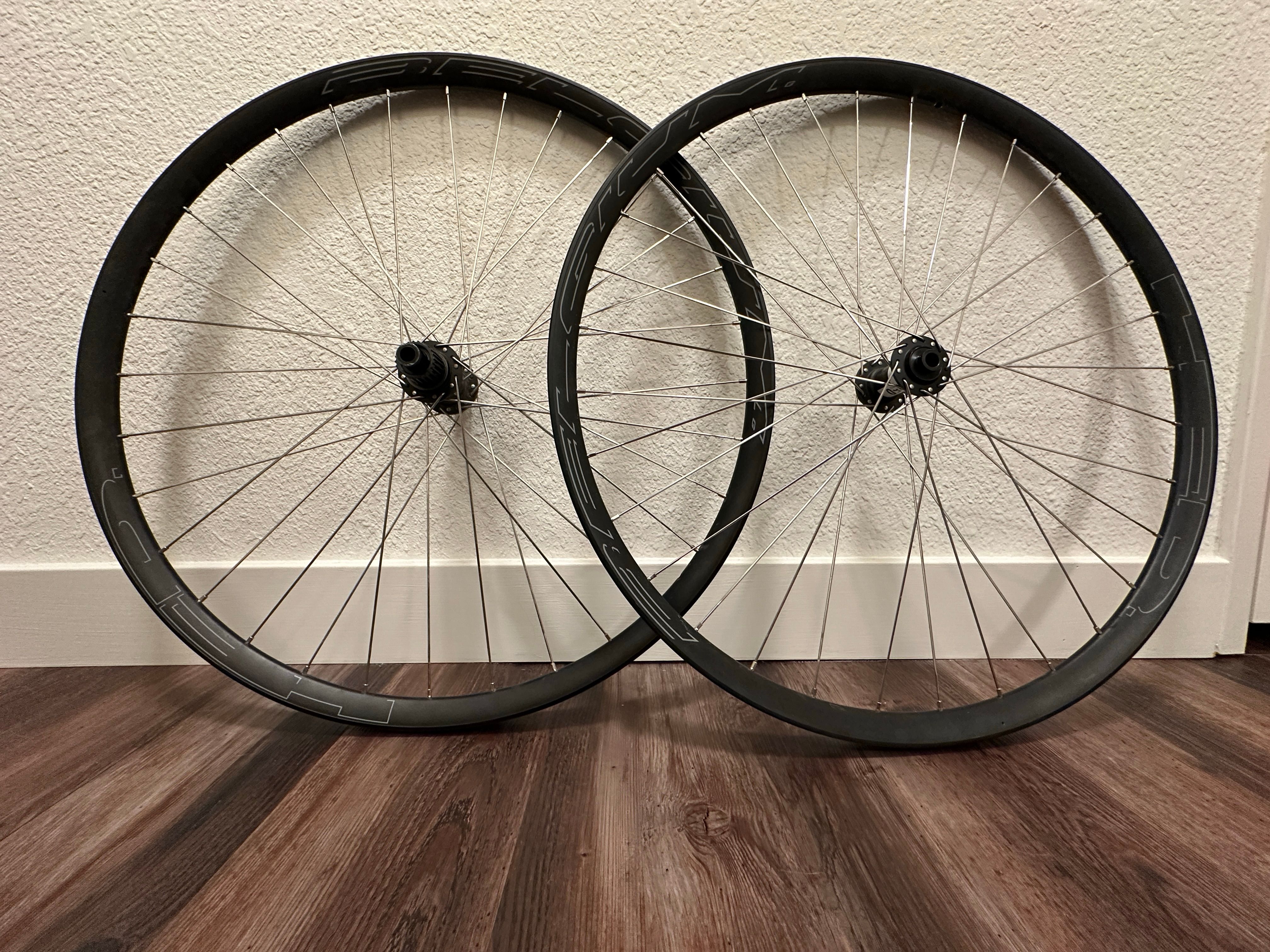Belgium R Rim Hed Belgium G Disc Wheelset – HED Belgium G/Vesper CL — Onyx Racing ...