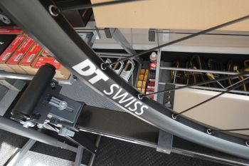 Used Dt Swiss M1900 Spline 30 bike — image 4 of 10