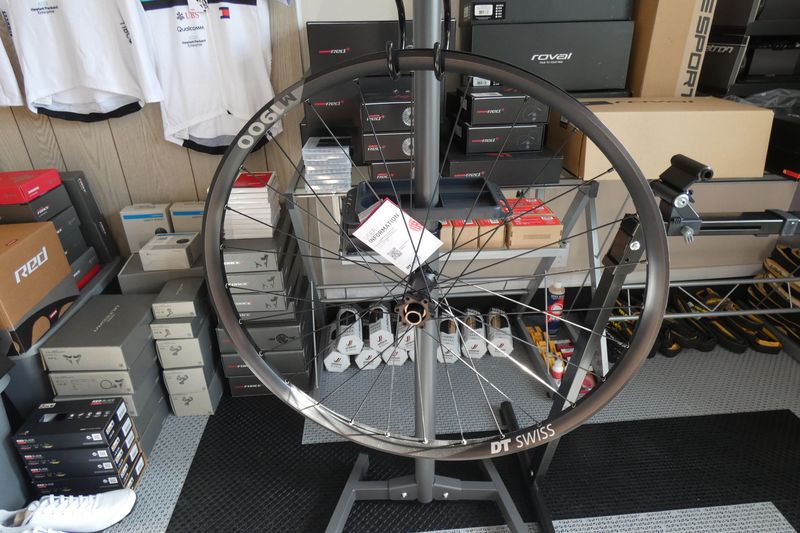 Used Dt Swiss M1900 Spline 30 Wheels