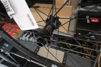 Used Dt Swiss M1900 Spline 30 bike — image 2 of 10