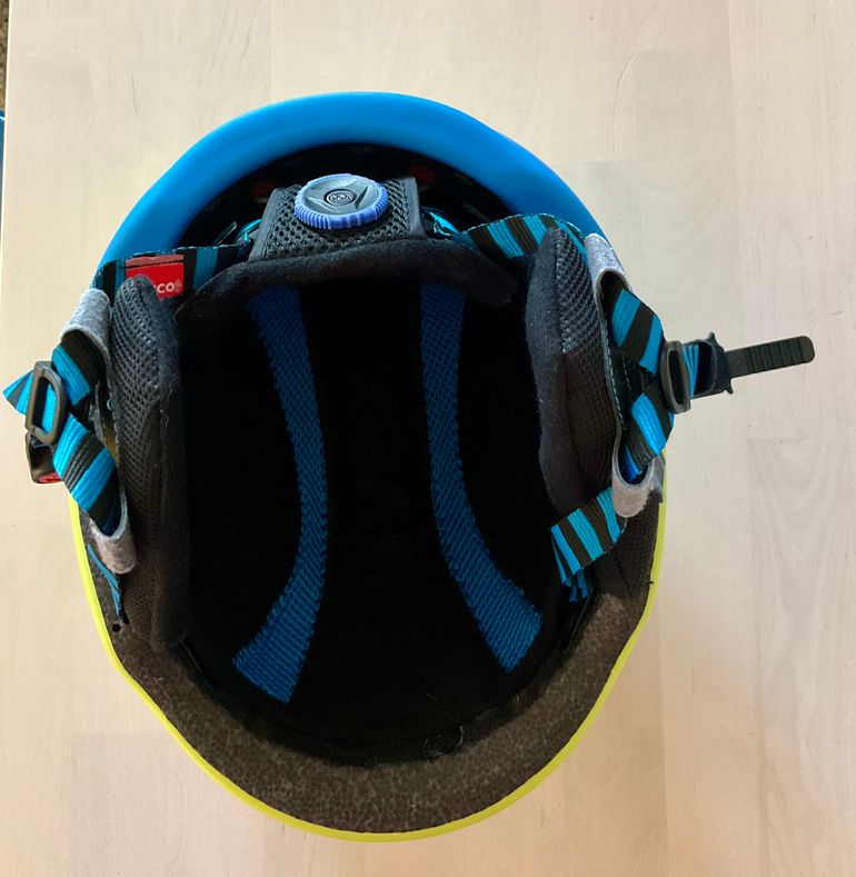 Used Uvex Casque ski, alpinisme et vélo 2024 bike — image 4 of 5