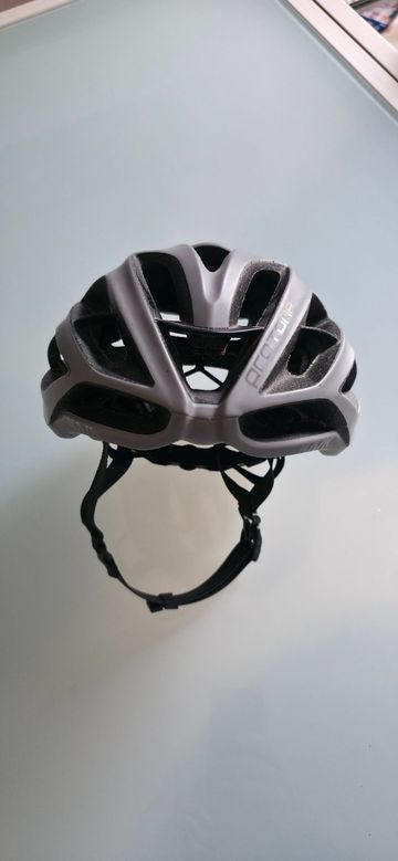 Brugt Kask protone 2024 bike — billede 1 af 5