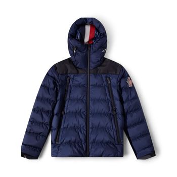 Moncler, Camurac