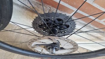 Used Shimano GRX 870 CARBON 2024 bike — image 3 of 6