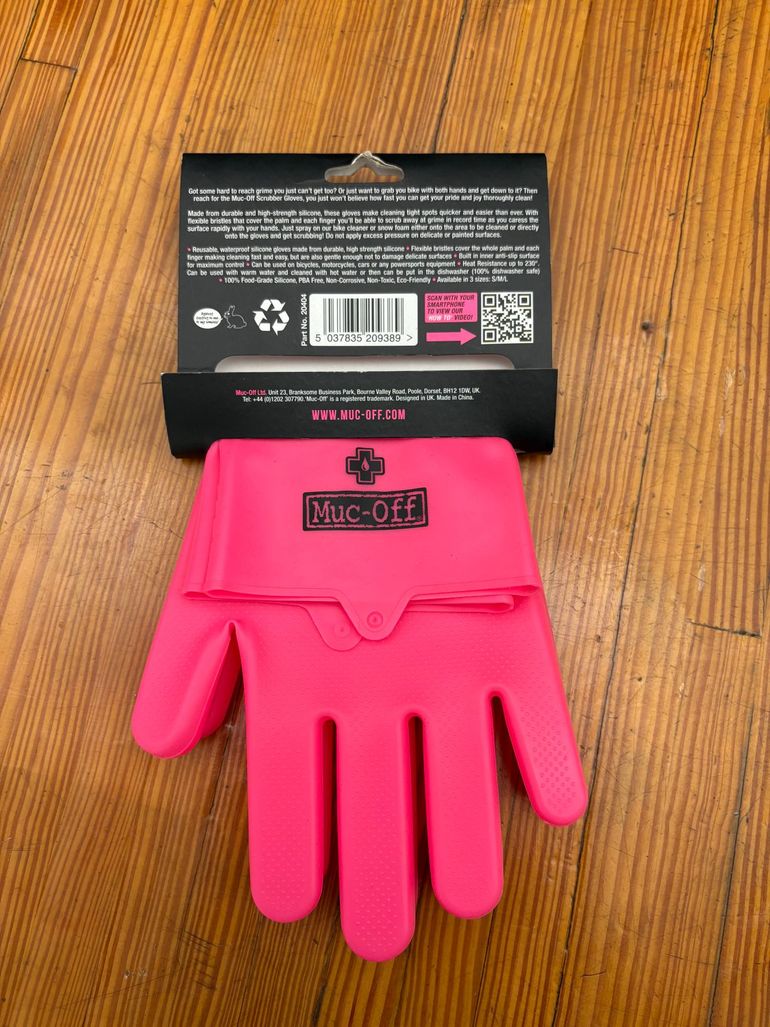 Used MUC-OFF Scrubber Gloves bike — image 2 of 3