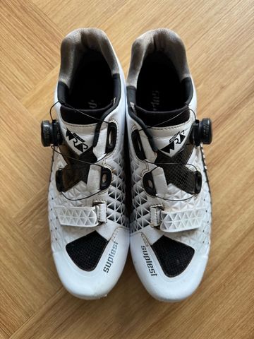 Used suplest Road Performance Cycling Shoes