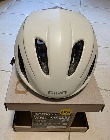 Used Giro Vanquish 2022 Cycling Accessories