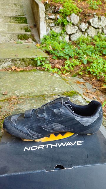 Used Northwave Razer Cycling Shoes