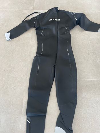 Used Zone3 Agile Watersport Clothing