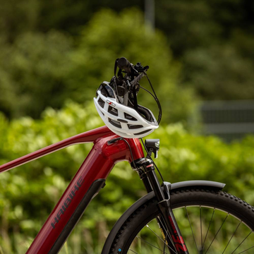 Brugt Roxar Street Helmet with Built-in Light - White bike — billede 2 af 6