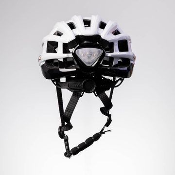 Brugt Roxar Street Helmet with Built-in Light - White bike — billede 5 af 6