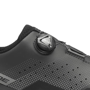 Used Gaerne Carbon G.Hurricane Wide Matt Black bike — image 2 of 3