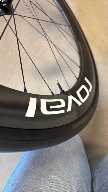 Tweedehands Roval Rapide CLX II 700c 2025 bike — afbeelding 4 van 5