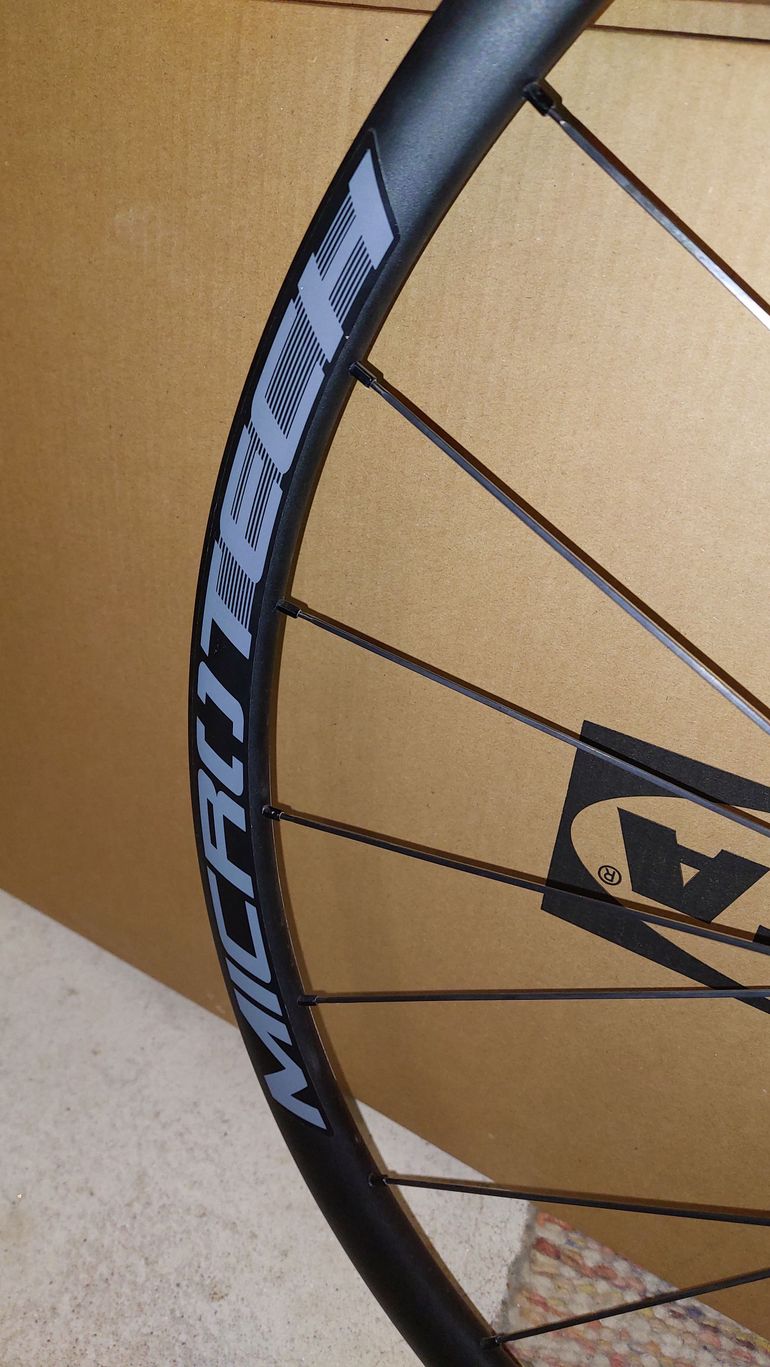 Käytetty Basso Microtech MR Lite Vorderrad 2021 bike — kuva 7 / 7