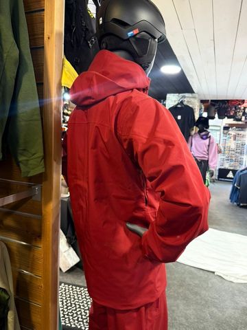 Used Black Crows M ferus Mechanical Jacket 2024 bike — image 2 of 3