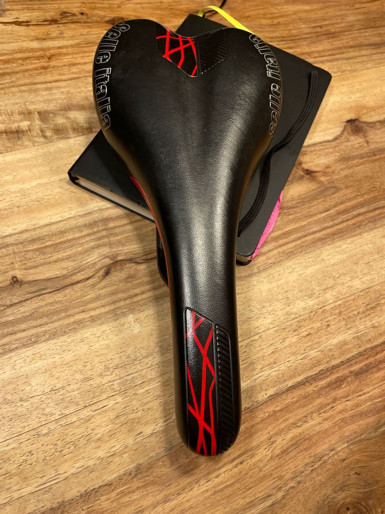 Used Selle Italia SL 2017 bike — image 1 of 3