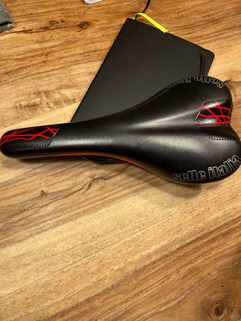 Used Selle Italia SL 2017 bike — image 2 of 3