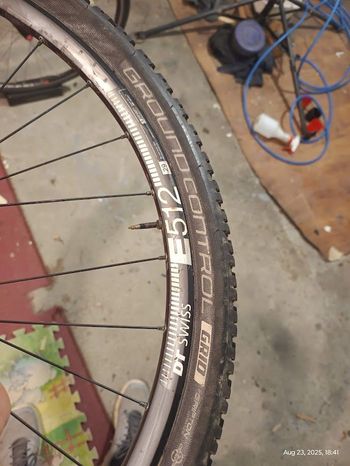 Used Dt Swiss wheelset bike — image 1 of 15