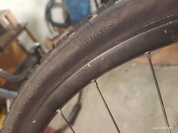 Used Dt Swiss wheelset bike — image 12 of 15