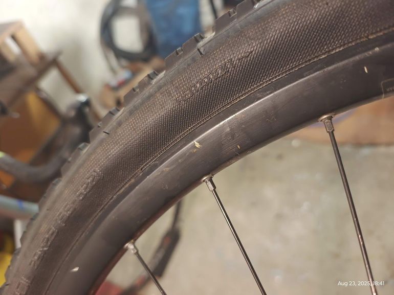 Used Dt Swiss wheelset bike — image 12 of 15