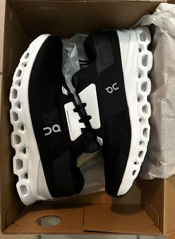 Used On Running cloud stratus 3 2025 bike — image 2 of 7