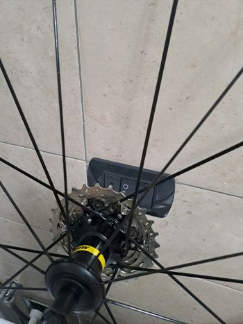 Used Mavic Mavic Aksium bike — image 7 of 7