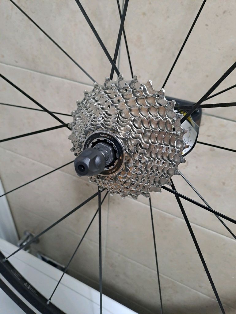 Used Mavic Mavic Aksium bike — image 6 of 7