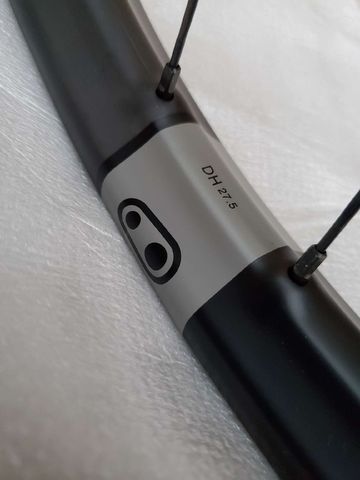 Crankbrothers DH bike d'occasion — image 3 sur 9