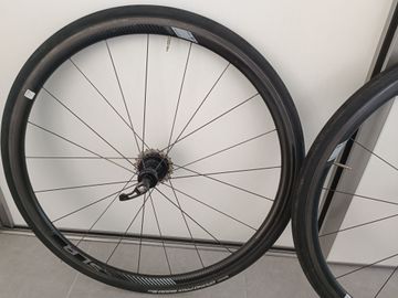 Brugt Giant Roues giant slr one bike — billede 2 af 6