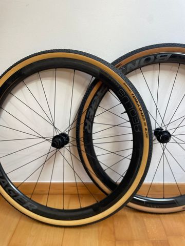 Used Bontrager AEOLUS RSL 37V 2025 Wheels
