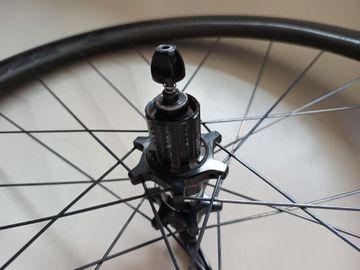 Brugt Zipp 303 Firecrest black/black 2019 bike — billede 6 af 10
