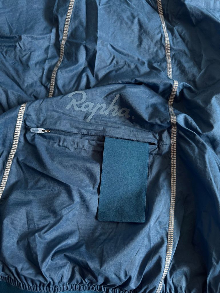 Used Rapha Womens Wind Gilet Weste bike — image 4 of 4