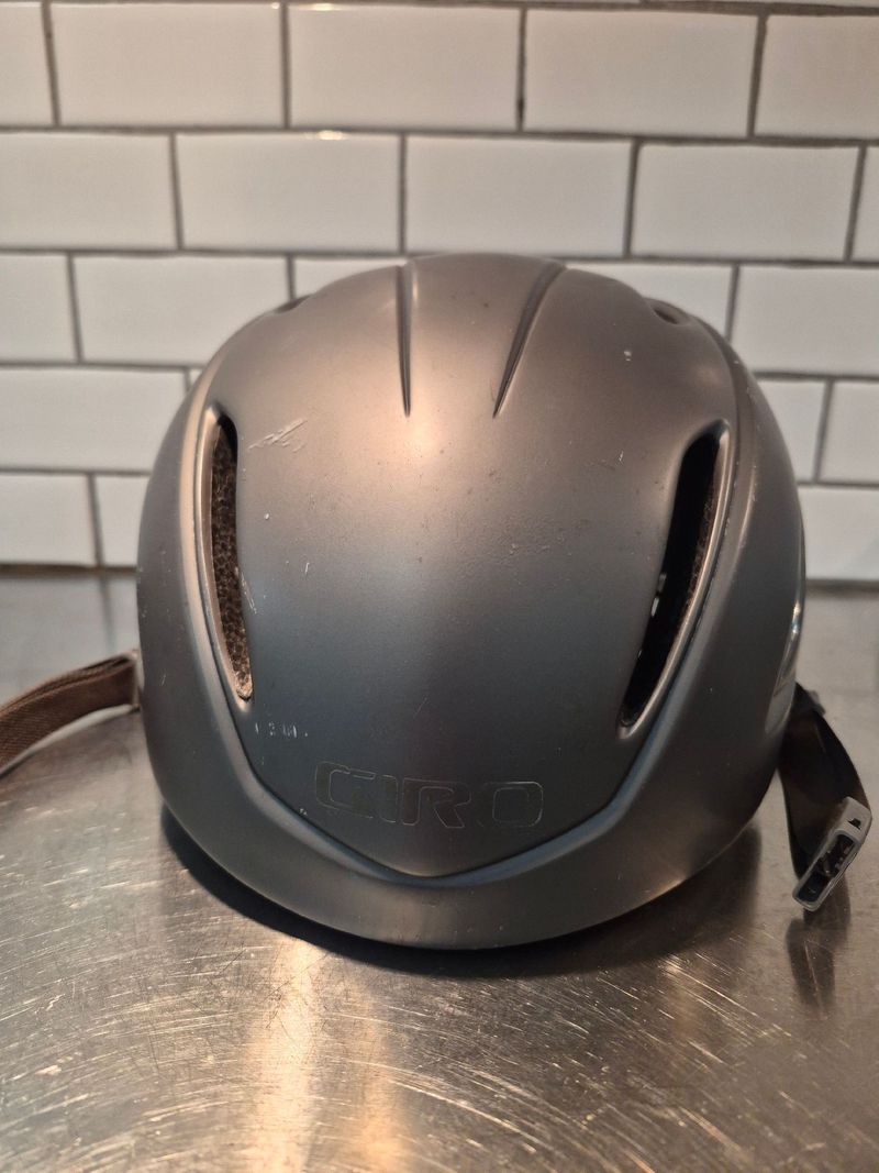 Used Giro Air Attack Medium 2013 Cycling Accessories