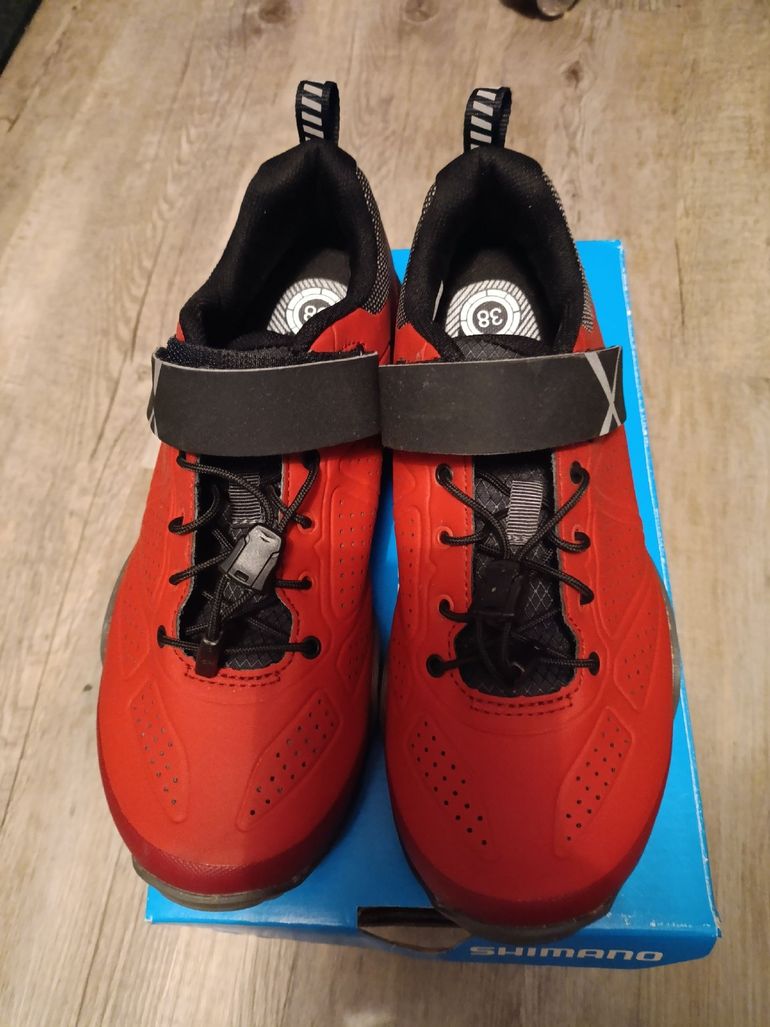 Used Shimano MT5 SPD RED 2018 bike — image 2 of 5
