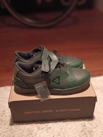 Used LEATT 5.0 Clip 2025 Cycling Shoes