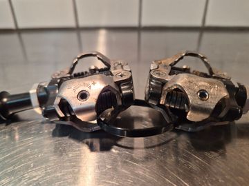 Used Shimano 540 MTB Pedals Drivetrain & Pedals