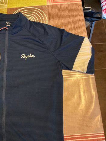 Käytetty Rapha Core lightweight jersey 2024 bike — kuva 4 / 5