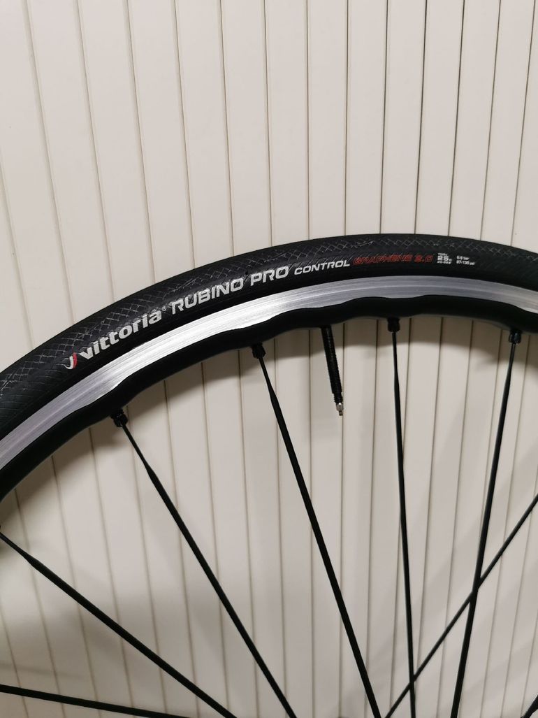 Used Mavic 2023 bike — image 4 of 6