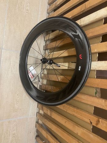 Zipp 808 firecrest Vorderrad bike usato — immagine 2 di 3