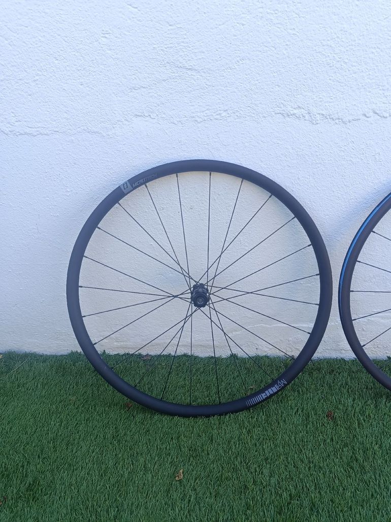 Used Microtech MR Lite Microtech MR Lite 2025 bike — image 1 of 4