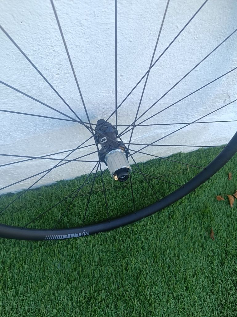 Used Microtech MR Lite Microtech MR Lite 2025 bike — image 3 of 4