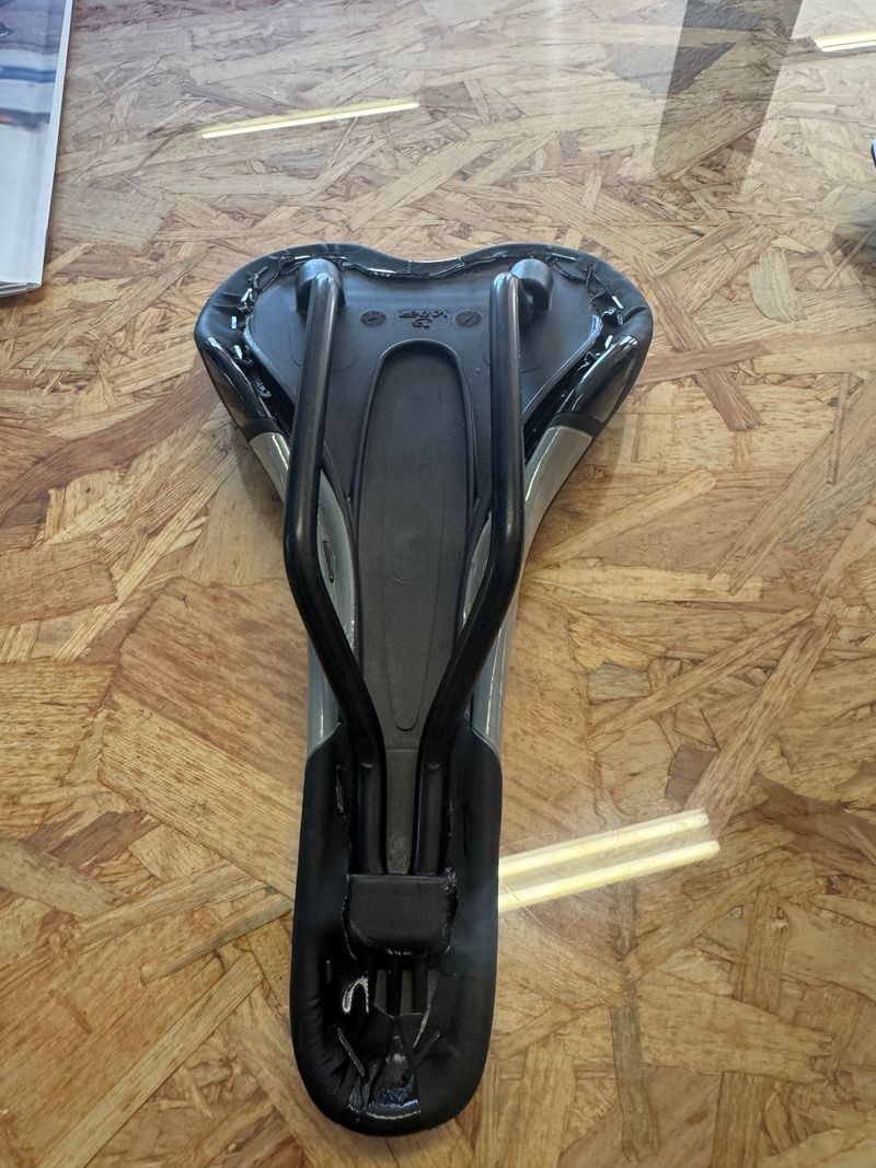 Gebrauchtes Signum Sella nuova 2024 Saddles & Seatposts