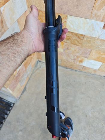 Used Rock Shox SID 2024 bike — image 5 of 6