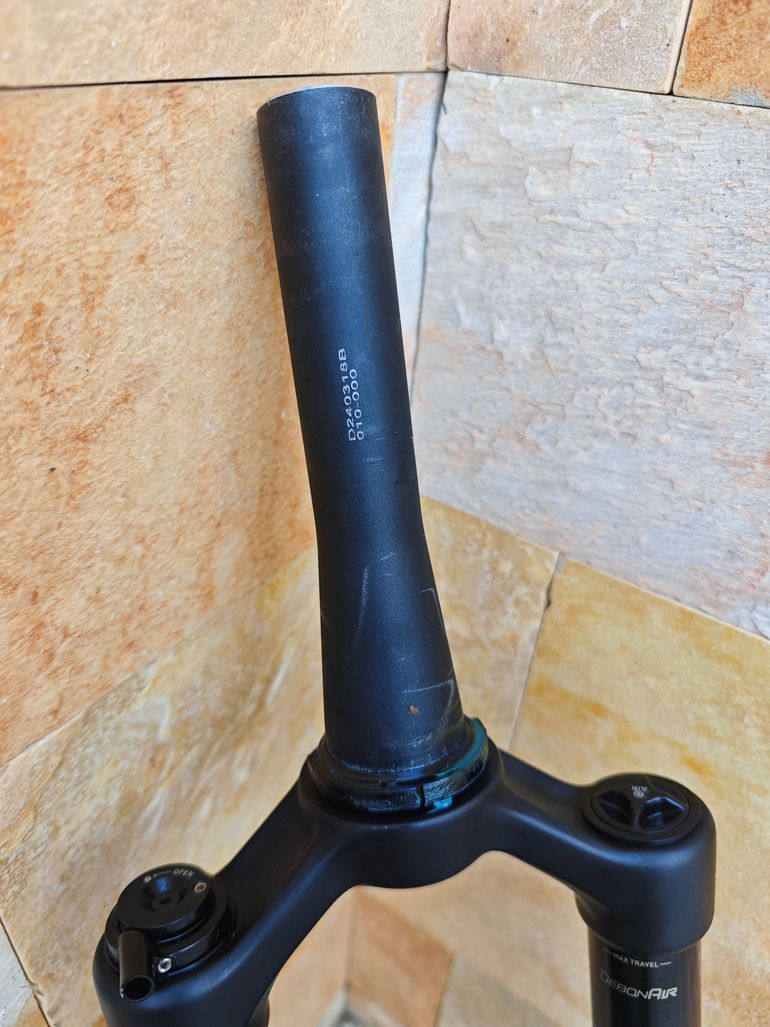 Used Rock Shox SID 2024 bike — image 3 of 6