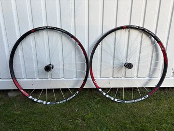 Used Dt Swiss 27, 5" Hjulset DT Swiss XRC 1250 - nyskick Wheels