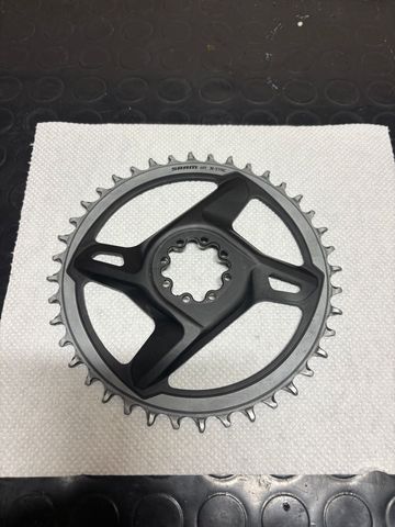 Used Sram force/red 8 fori directmount 2025 bike — image 1 of 2