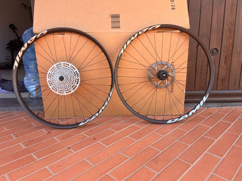 Brugt damil WIDE 30 29" CARBON SPOKES 2025 bike — billede 4 af 6